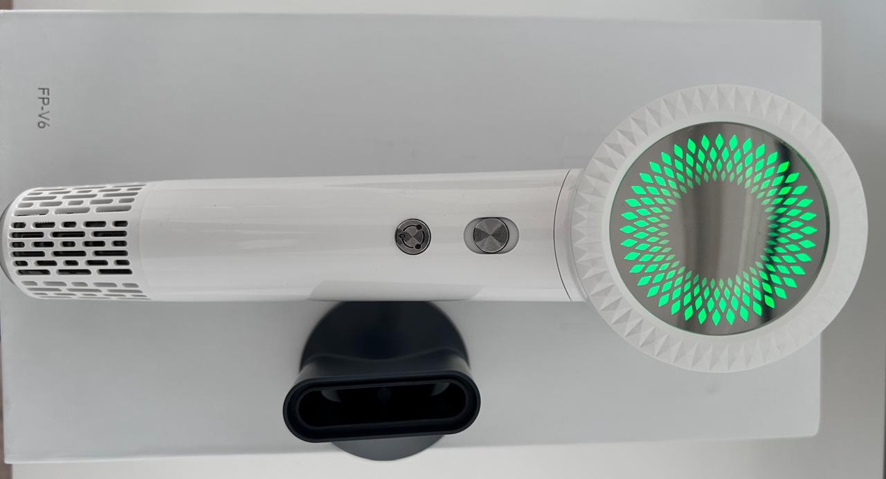 LumiDry Smart hairdyer